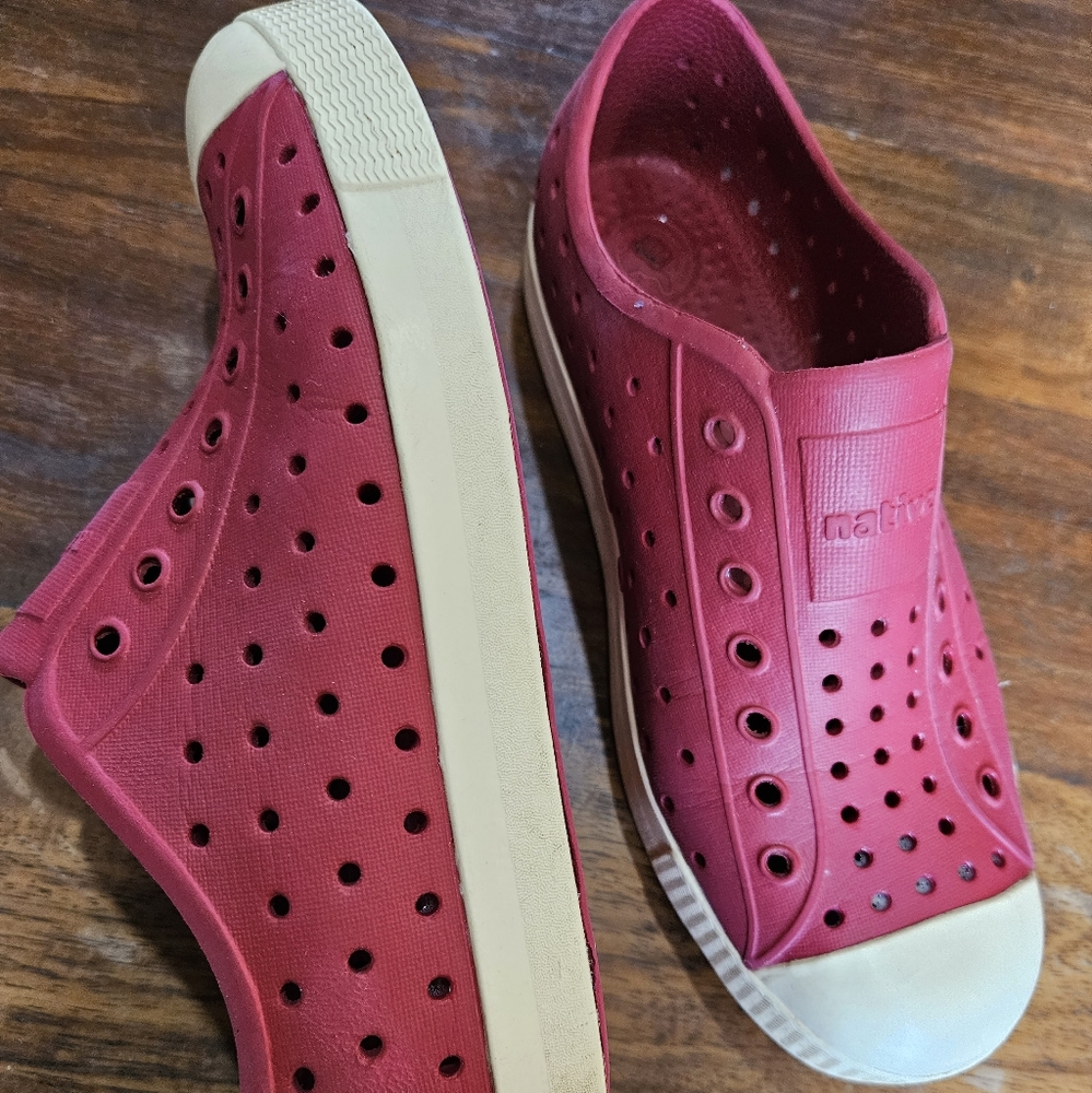 Native, red slip on shoes, junior size j2